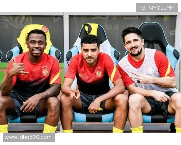 足球球星祖籍揭秘：那些著名球员背后的家乡故事与文化背景