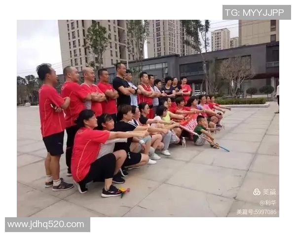 黎明携手足球球星共同打造全新运动潮流，引领时尚与竞技新风尚